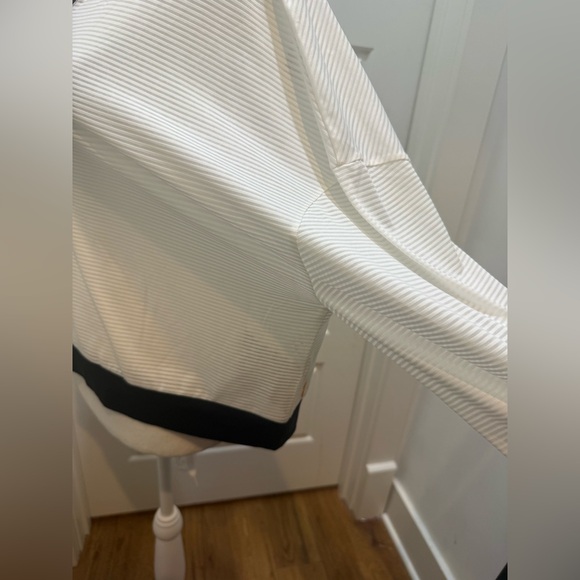 NWT. Lucy. Full Potential Sheer Long Sleeve Top. White/Black. Size Large. - Picture 7 of 11